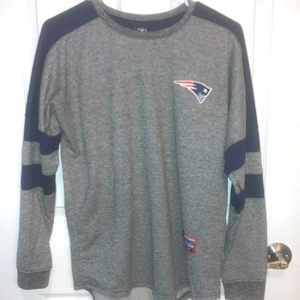 Men’s or Women’s NFL New England Patriots Longsleeve sz Medium M Jersey Like New